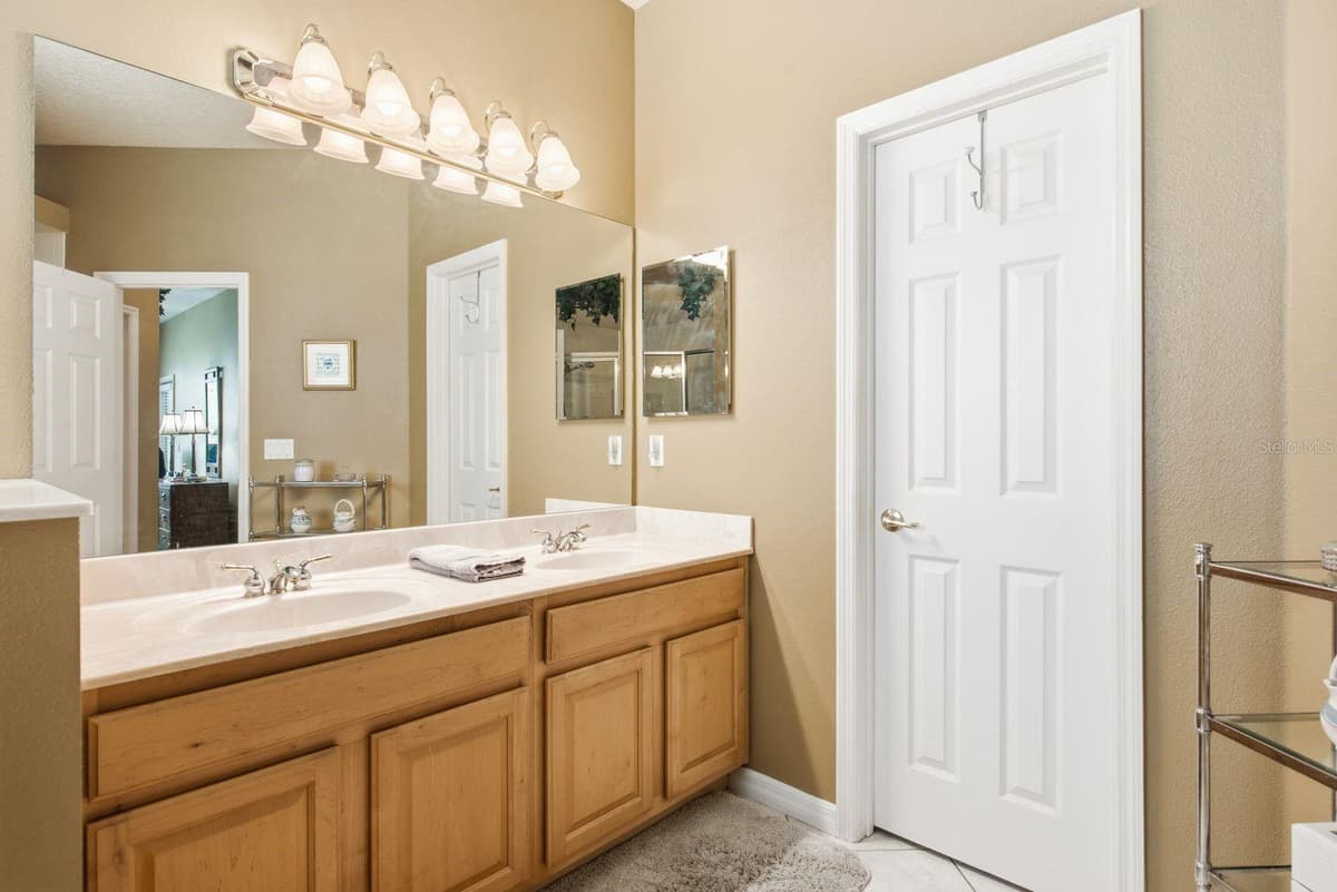 3900 LIBERTY HILL DRIVE — photo 26 of 60