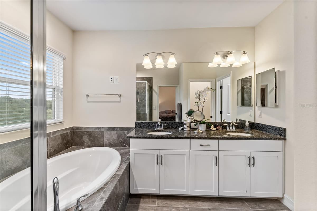 1295 MONTGOMERY BELL ROAD — photo 10 of 39