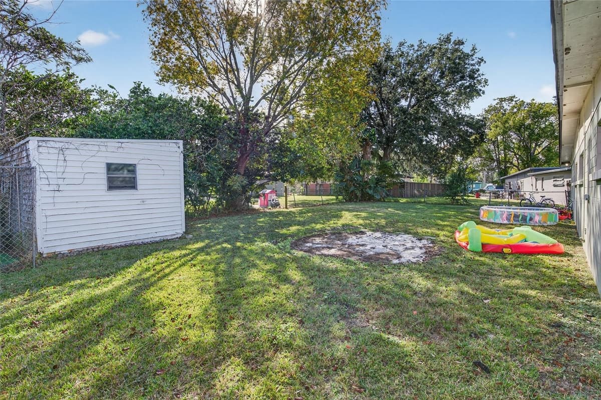 729 FLAMINGO DRIVE — photo 14 of 18