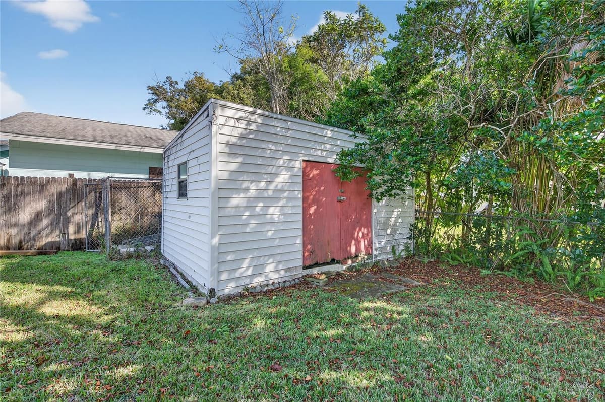 729 FLAMINGO DRIVE — photo 16 of 18