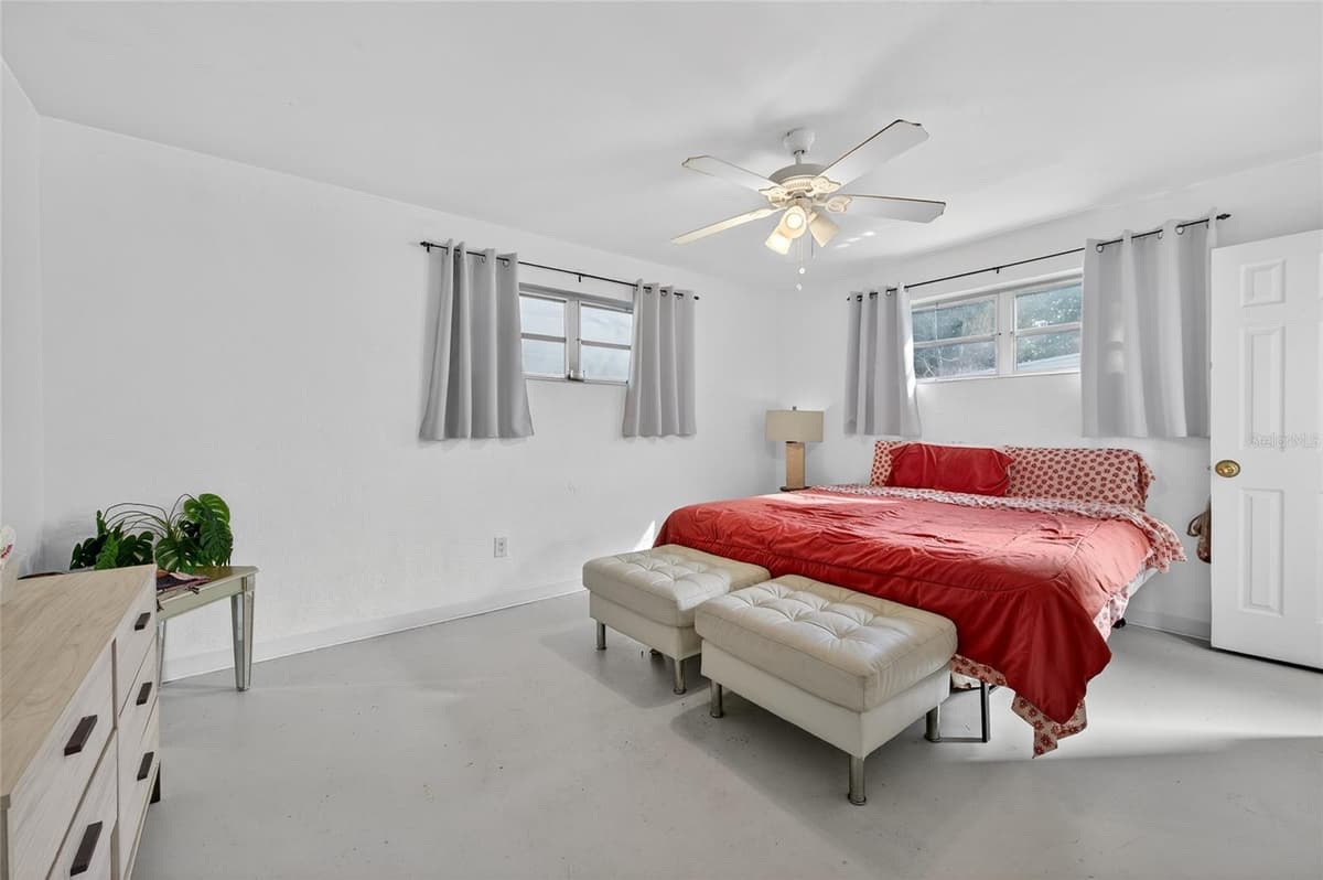 729 FLAMINGO DRIVE — photo 4 of 18