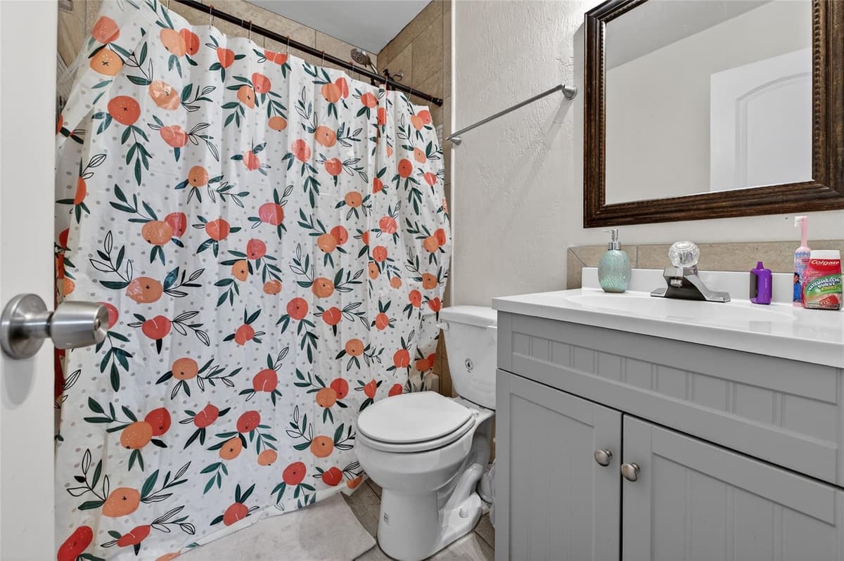 729 FLAMINGO DRIVE — photo 5 of 18