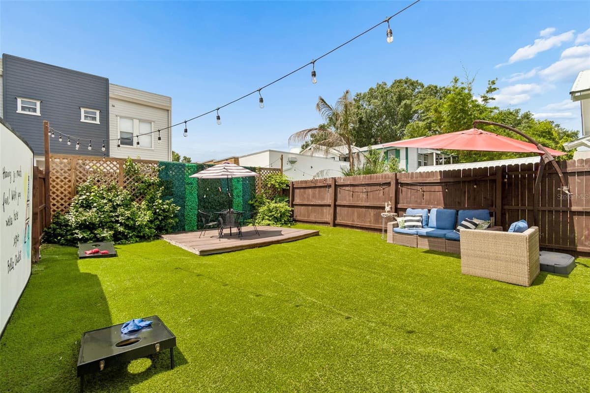 2307 11TH AVENUE — photo 4 of 35