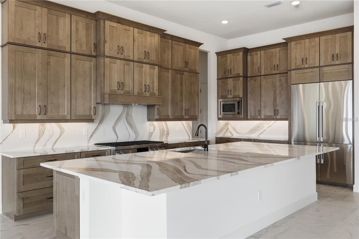 14168 LARKSPUR LAKE DRIVE — photo 3 of 17