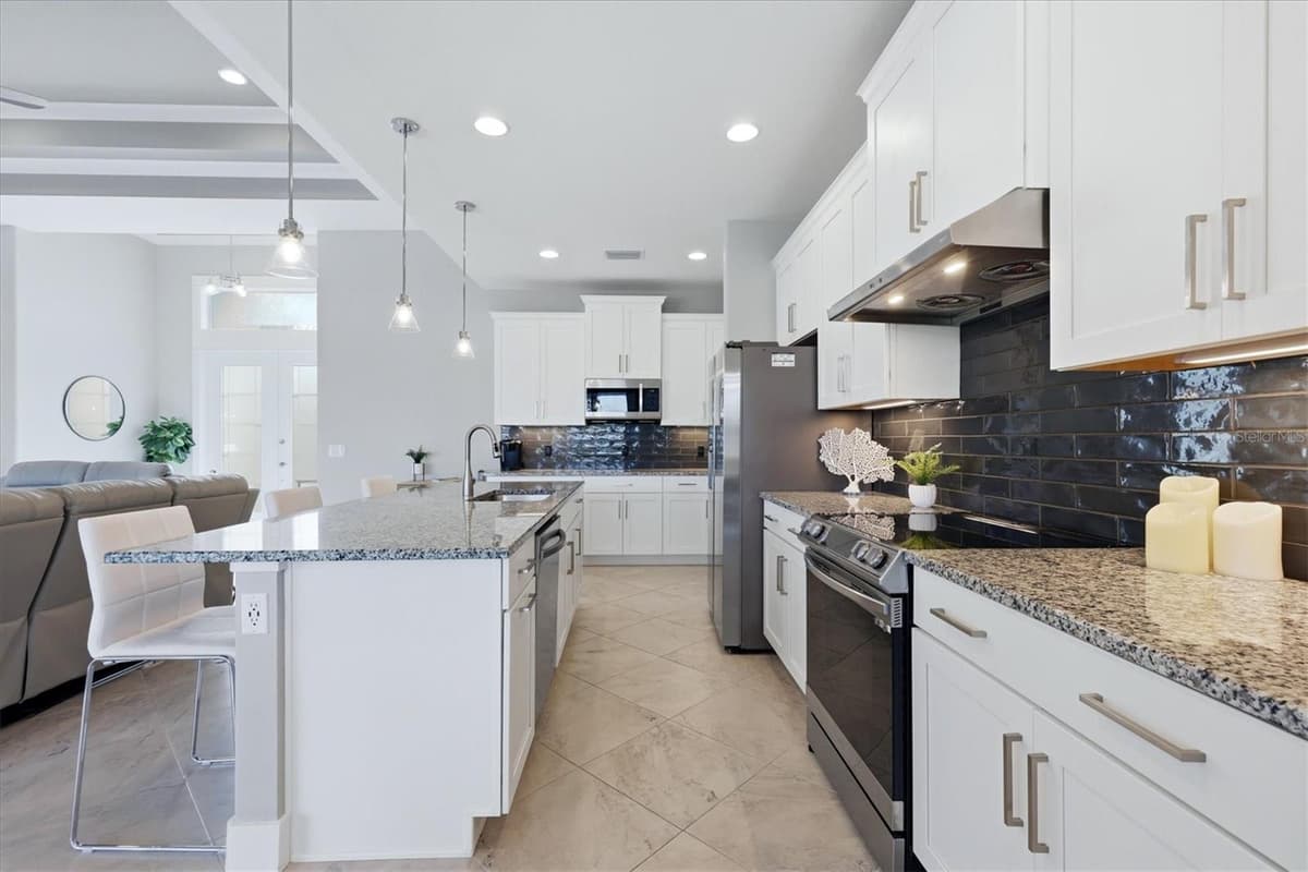 10099 LONG BRANCH STREET — photo 10 of 37