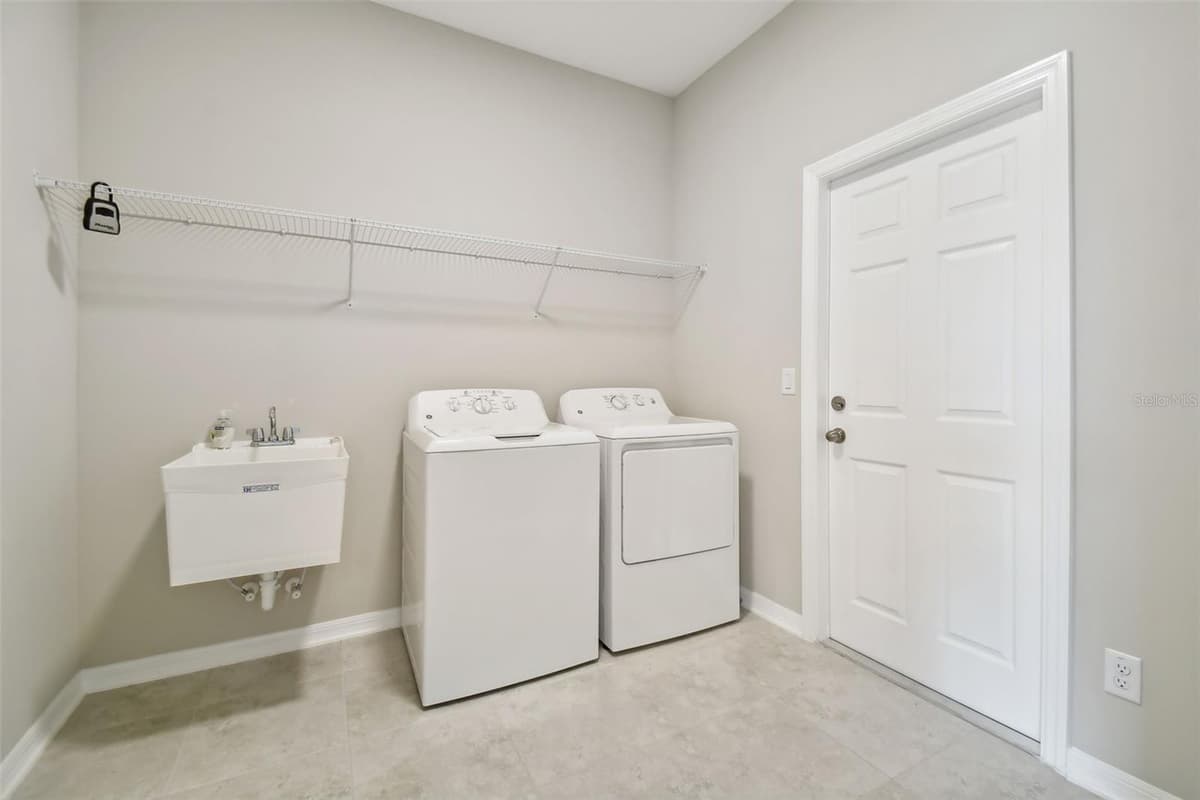 38190 SHALE STONE COURT — photo 23 of 76