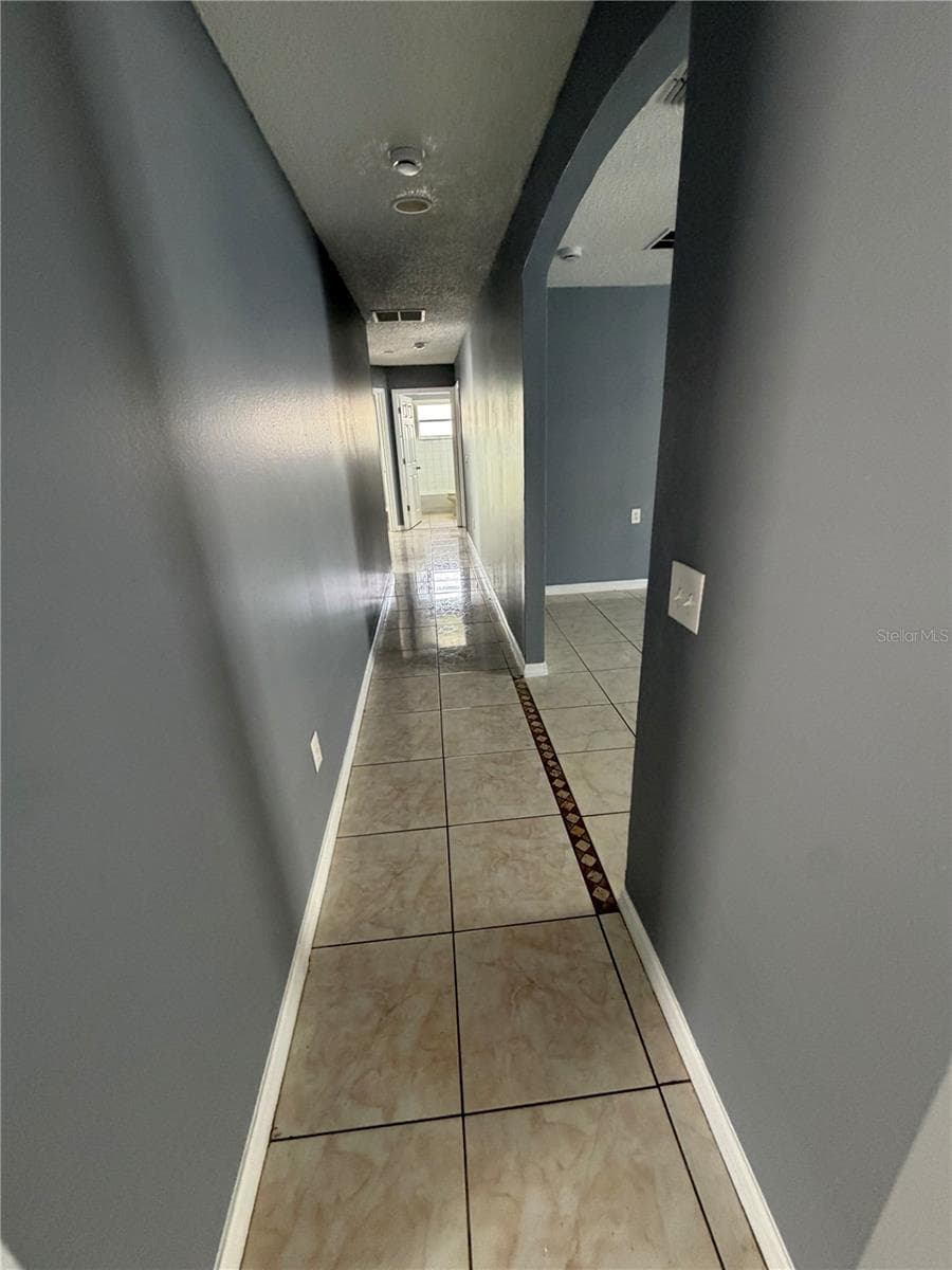 2413 RUDDENSTONE WAY — photo 13 of 33