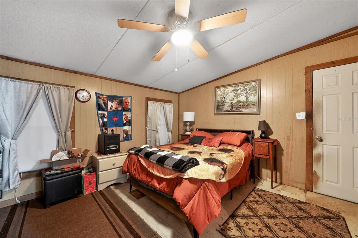 2774 SNIPE DRIVE — photo 15 of 32