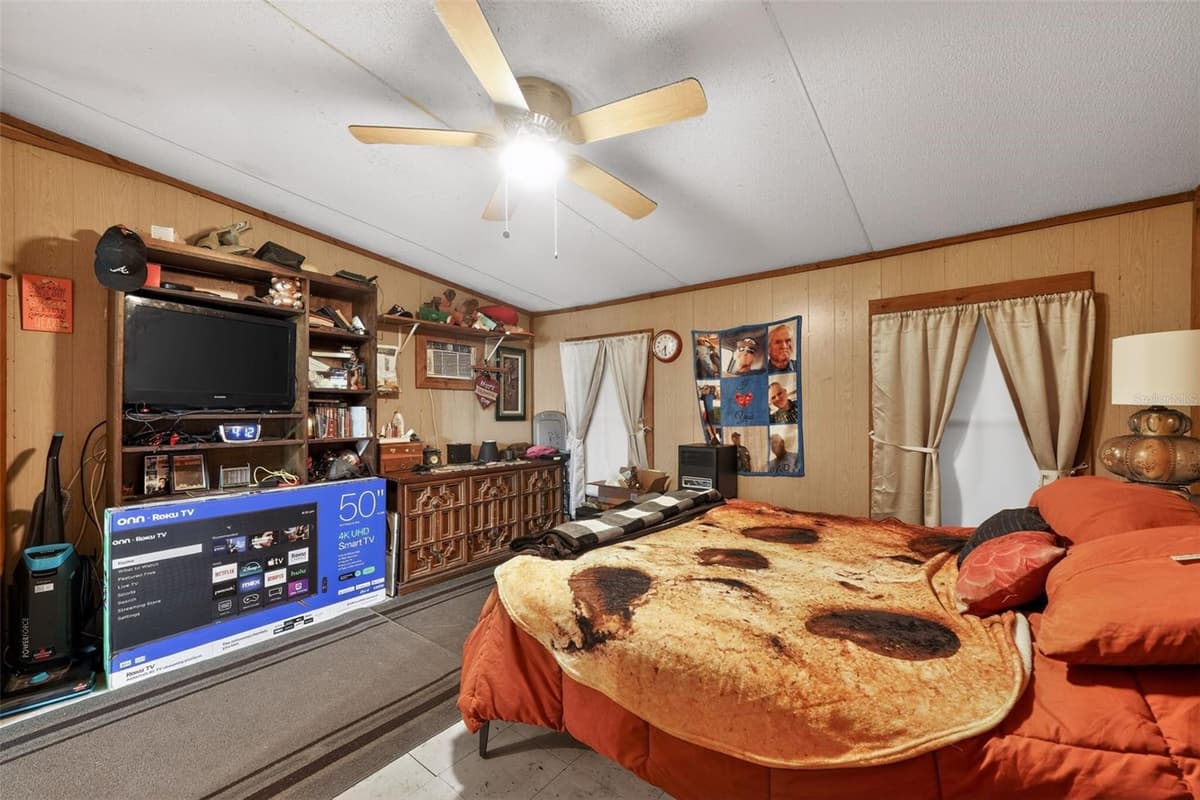 2774 SNIPE DRIVE — photo 14 of 32