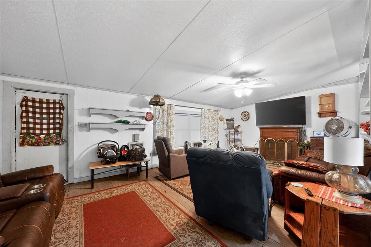 2774 SNIPE DRIVE — photo 6 of 32