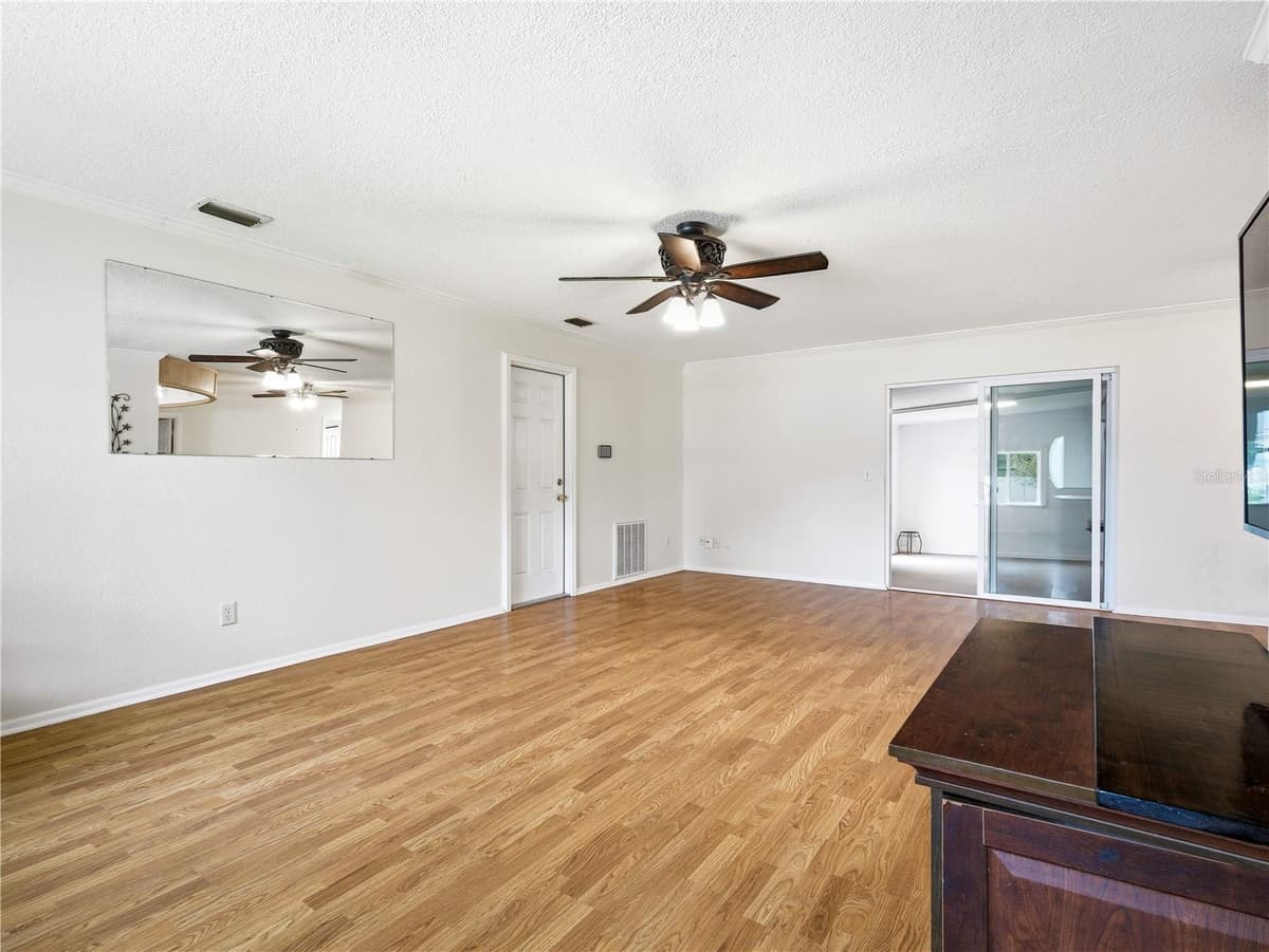 2812 TRAVELERS PALM DRIVE — photo 4 of 37