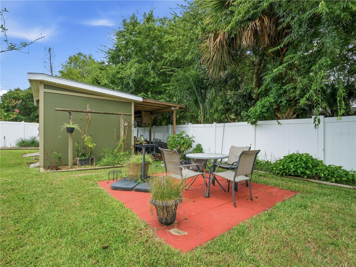 2812 TRAVELERS PALM DRIVE — photo 36 of 37