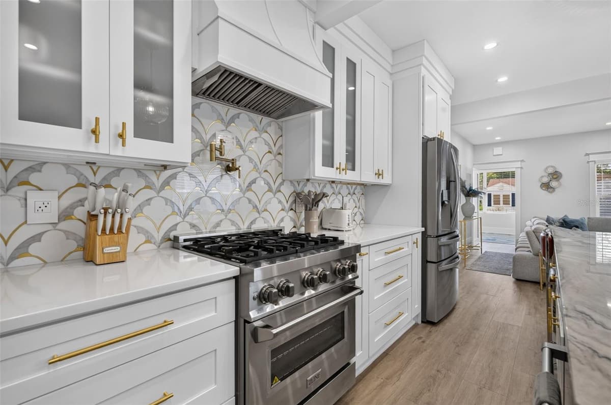 413 PRINCETON STREET — photo 19 of 36