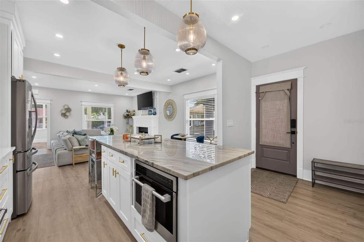 413 PRINCETON STREET — photo 17 of 36