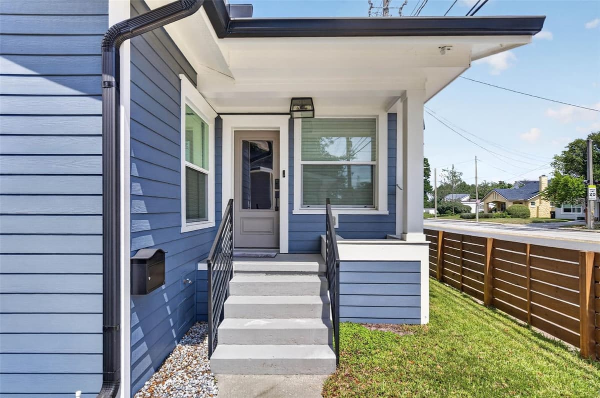 413 PRINCETON STREET — photo 4 of 36