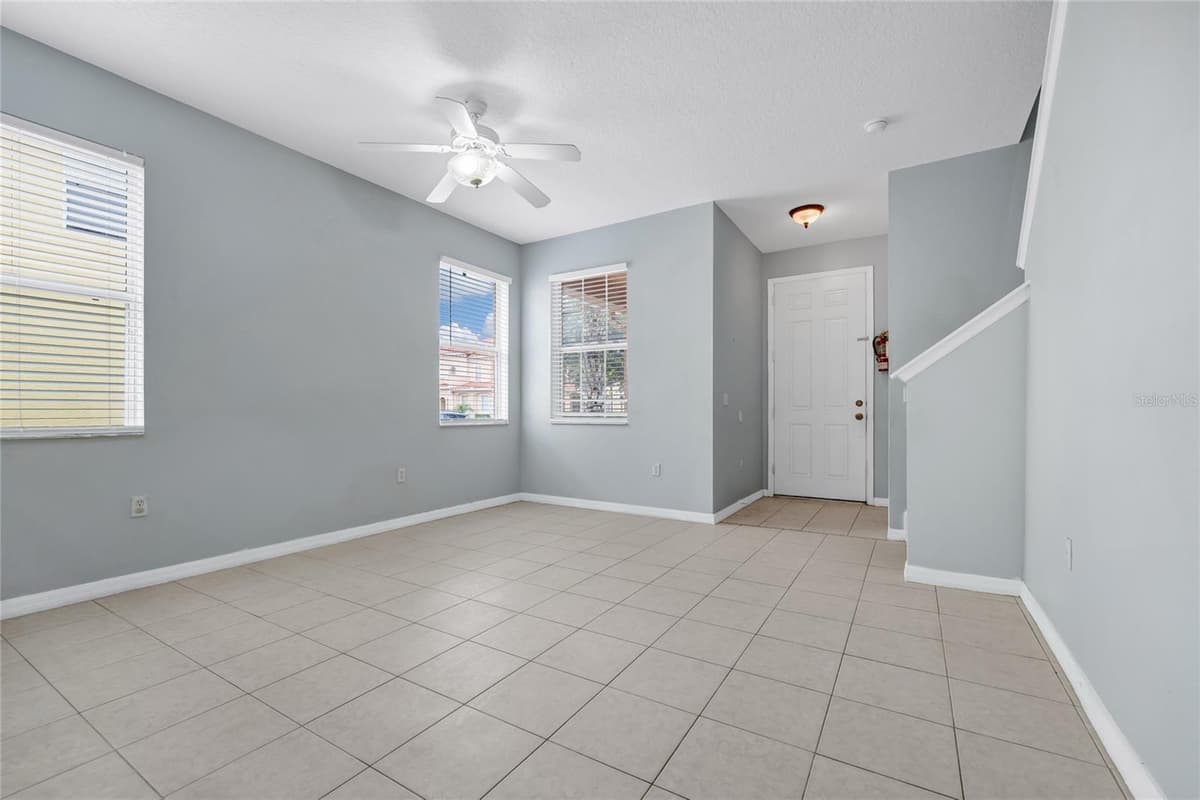 5266 PARADISE CAY CIRCLE — photo 7 of 27