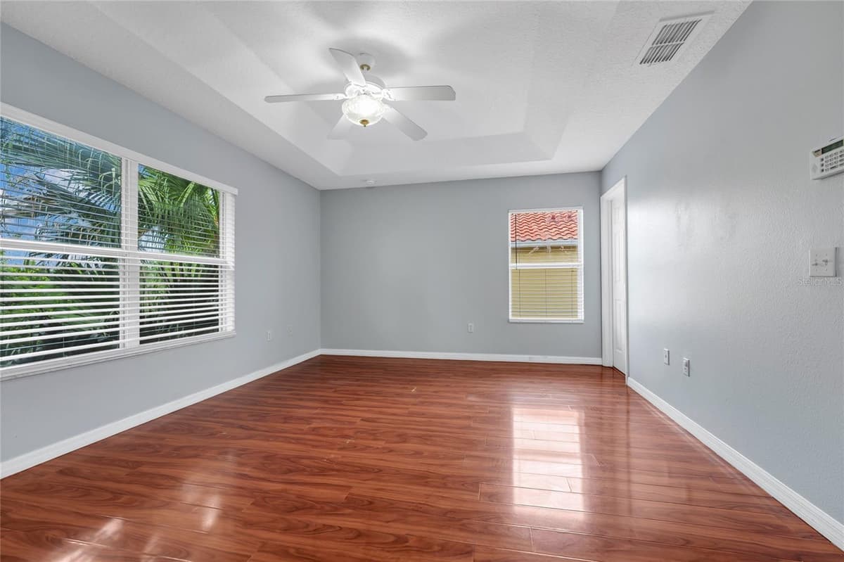 5266 PARADISE CAY CIRCLE — photo 16 of 27