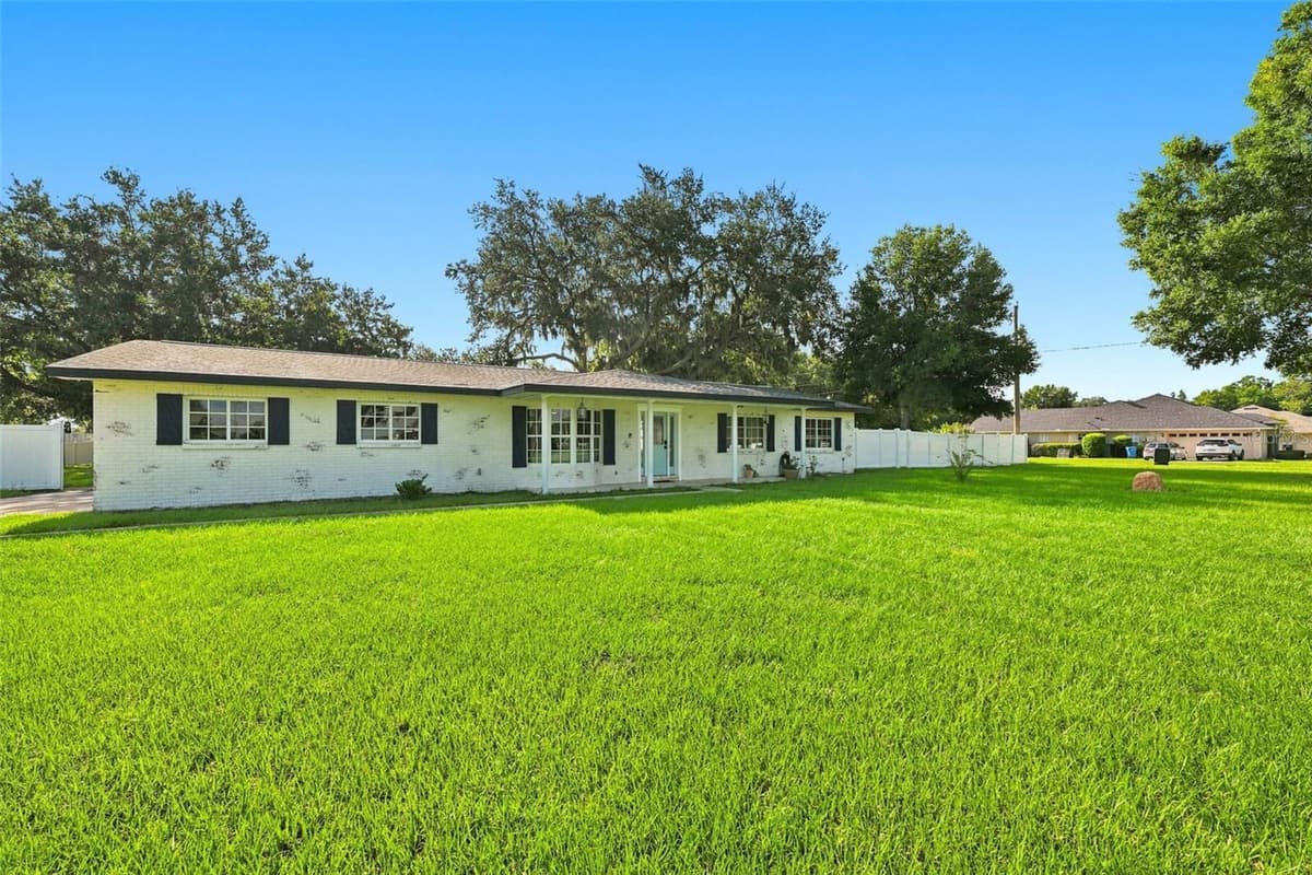 2119 GALLAGHER ROAD — photo 3 of 55