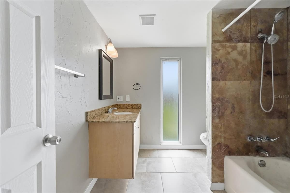 935 EVEREST ROAD — photo 35 of 55