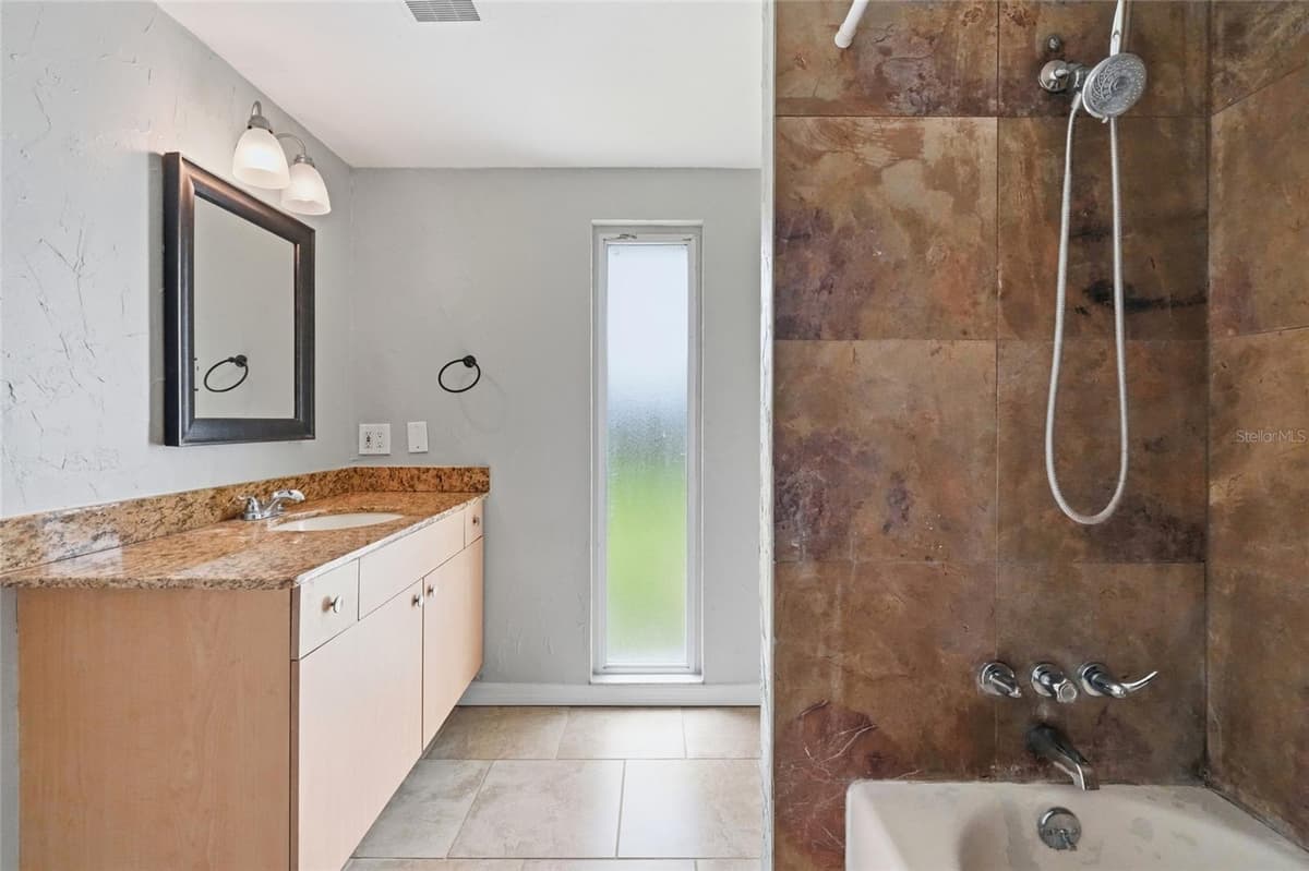 935 EVEREST ROAD — photo 38 of 55
