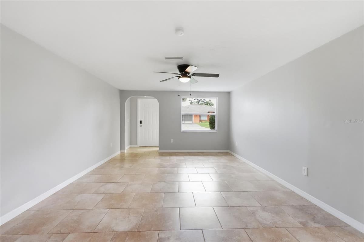 935 EVEREST ROAD — photo 18 of 55