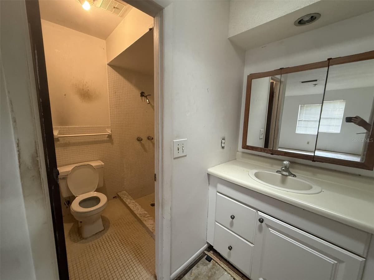 7 LAMPLITE COURT — photo 11 of 11