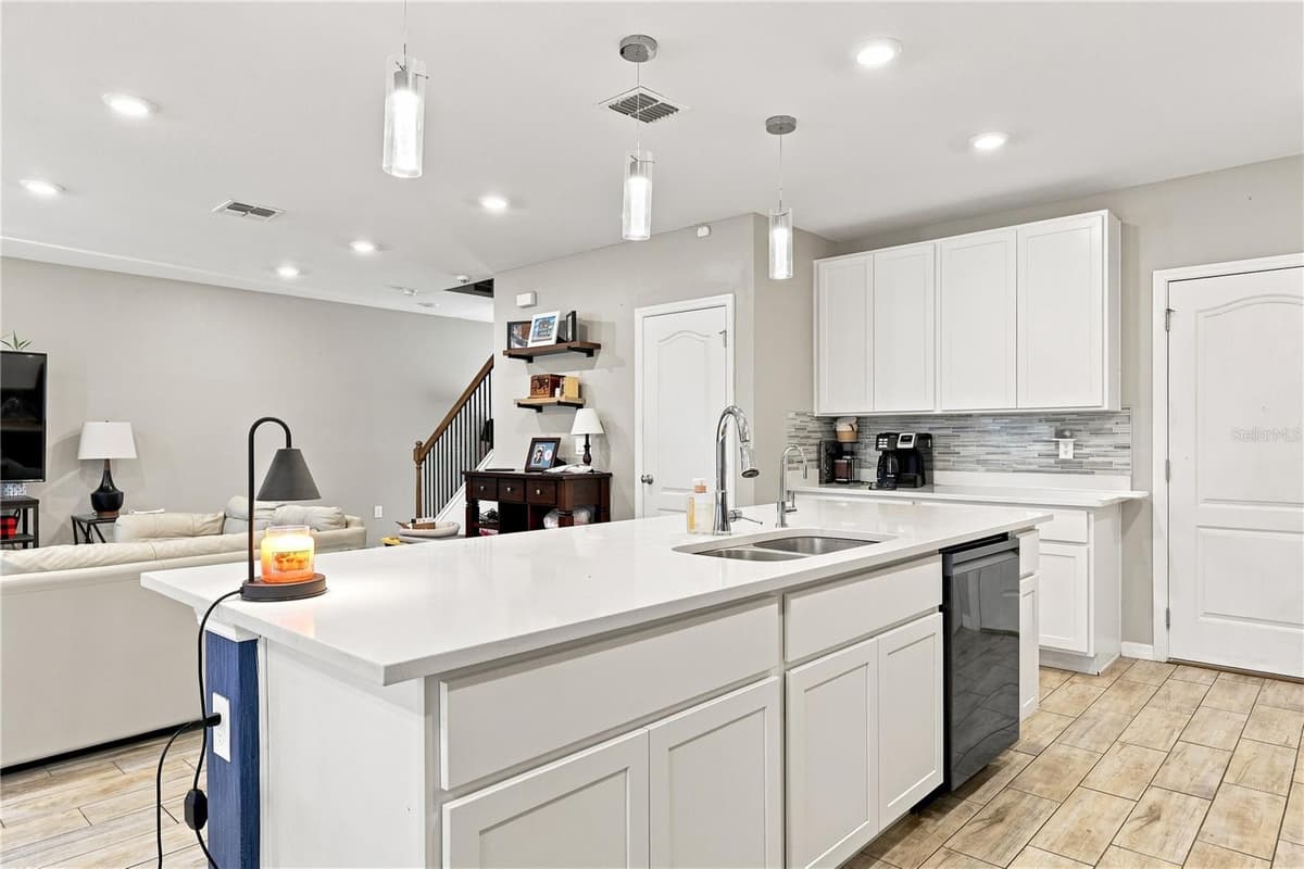 850 BOCAVISTA COURT — photo 5 of 30