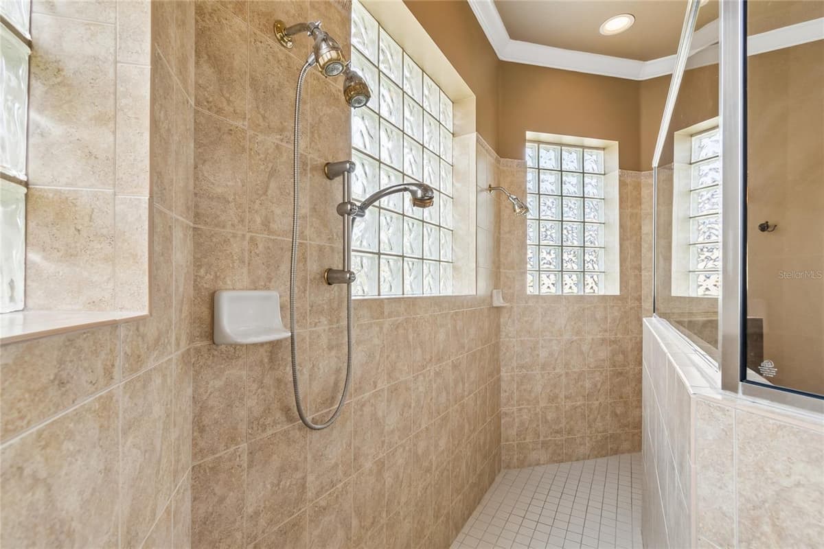 501 MONTAGE LN — photo 44 of 81