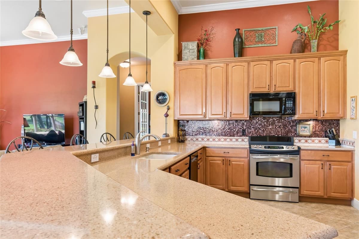 501 MONTAGE LN — photo 20 of 81
