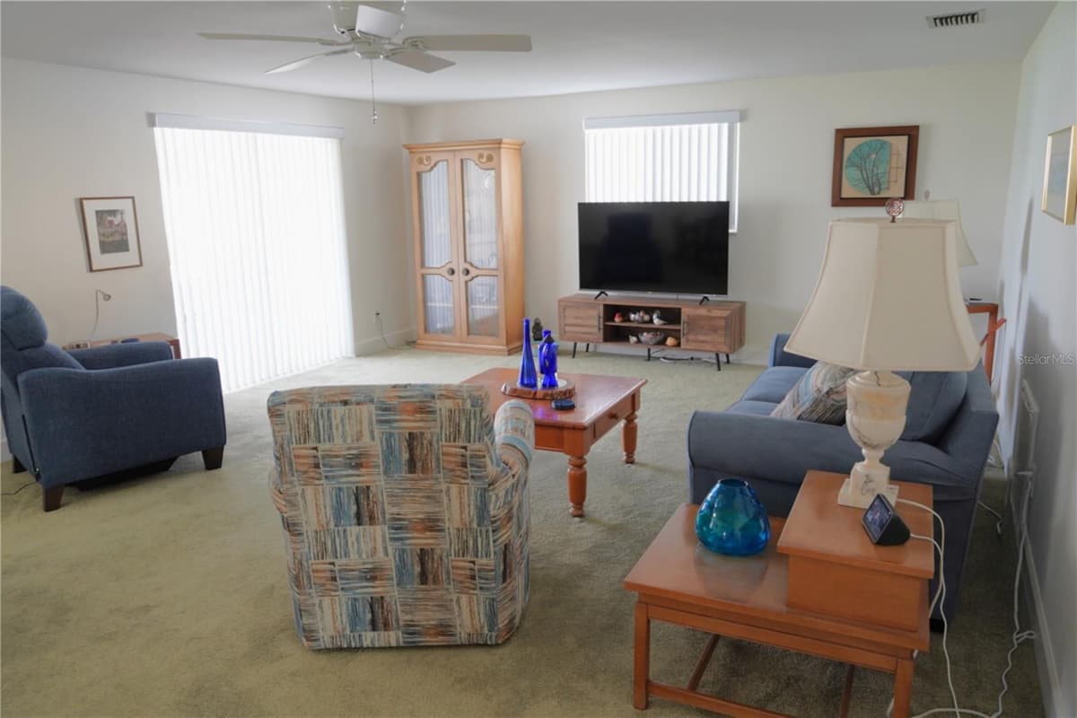 536 FLAMINGO DRIVE — photo 4 of 49