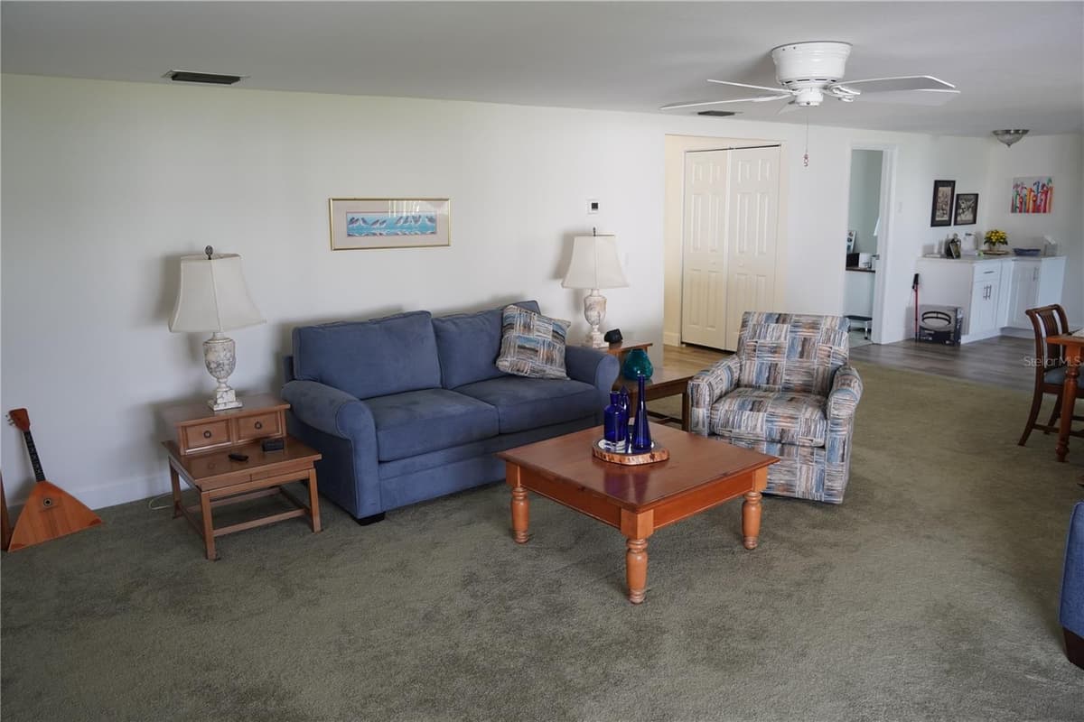 536 FLAMINGO DRIVE — photo 6 of 49