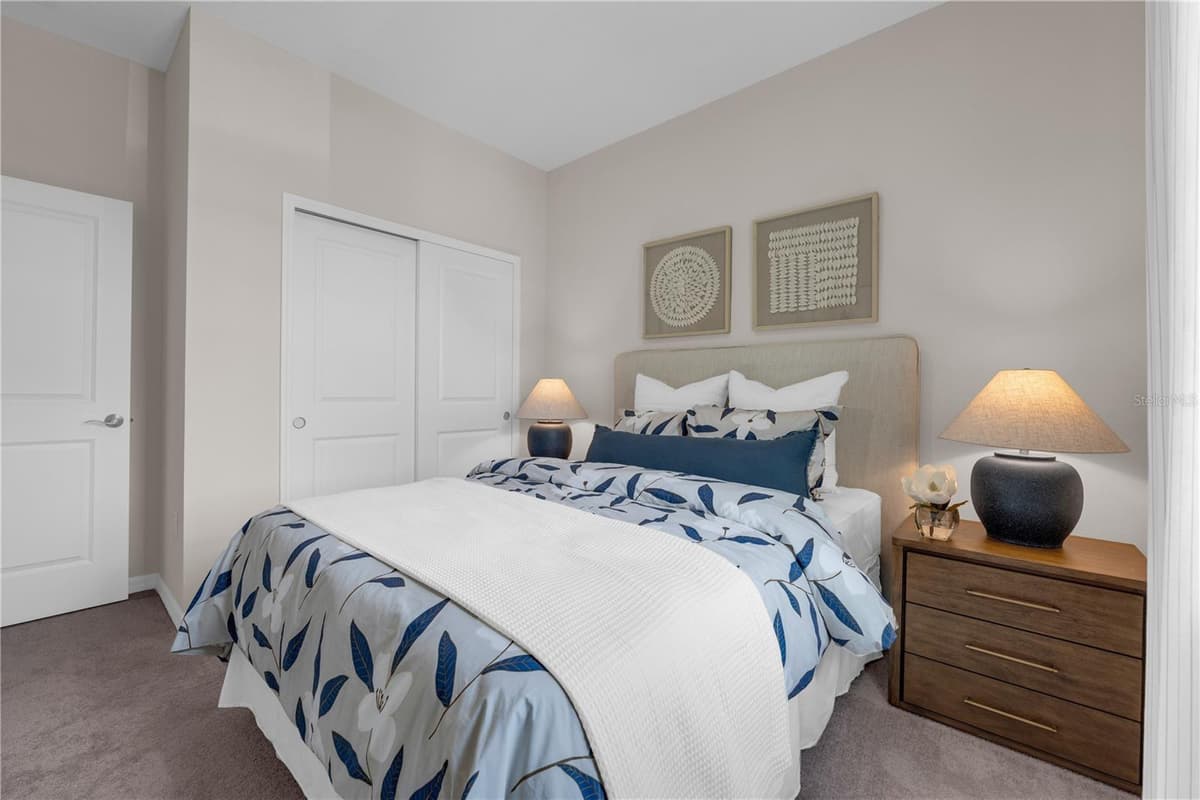 6755 WINTERBERRY DRIVE — photo 12 of 39