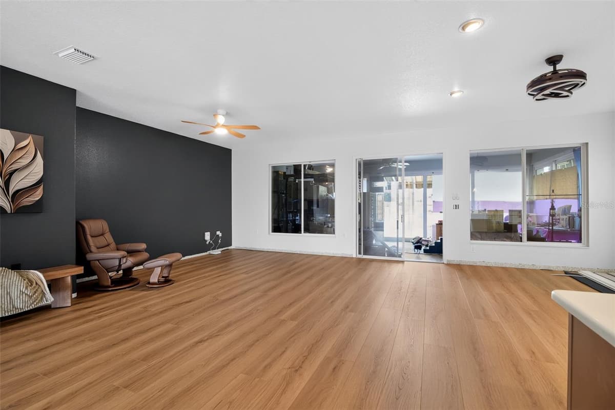 9415 125TH STREET — photo 5 of 35