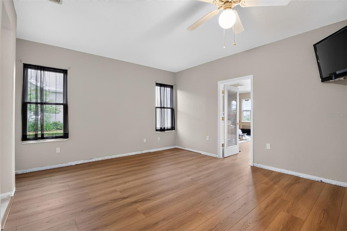9415 125TH STREET — photo 17 of 35
