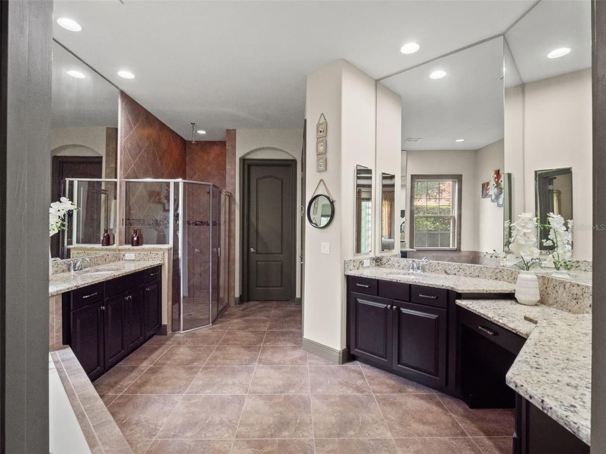 7361 BELLA FORESTA PLACE — photo 16 of 47
