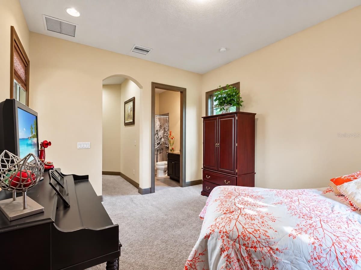 7361 BELLA FORESTA PLACE — photo 12 of 47
