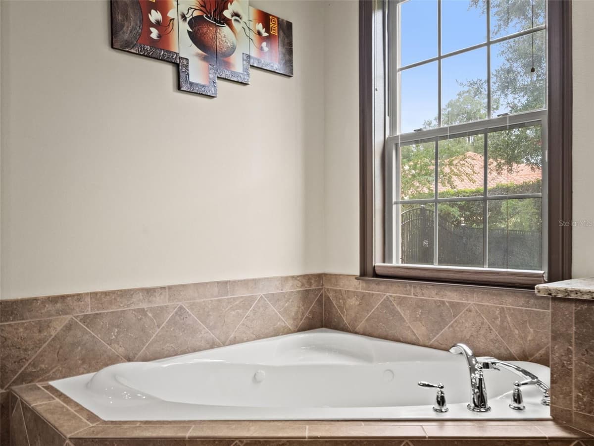 7361 BELLA FORESTA PLACE — photo 19 of 47