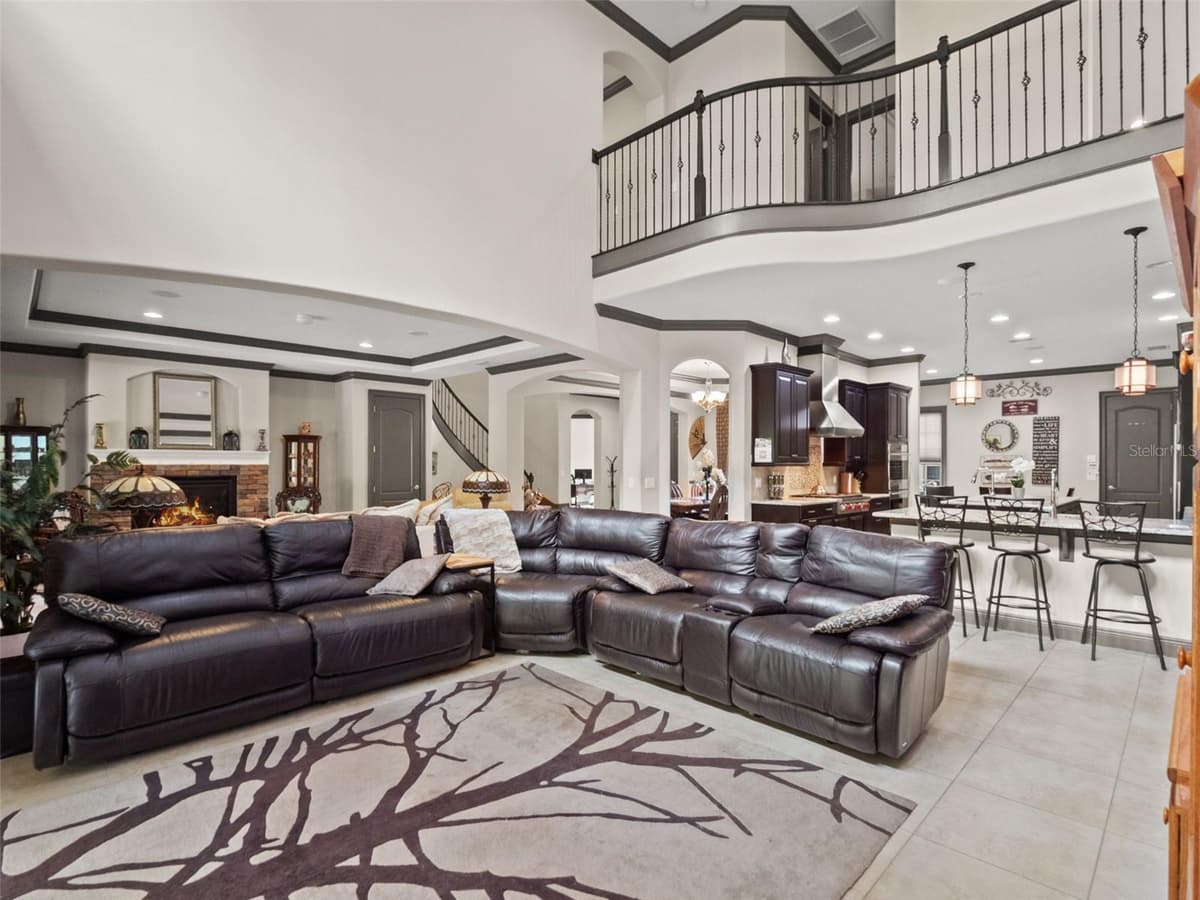 7361 BELLA FORESTA PLACE — photo 31 of 47