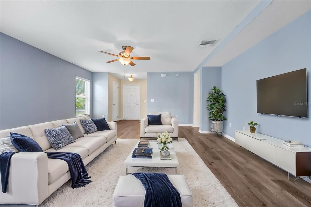 13812 CEPHEUS DRIVE — photo 4 of 46
