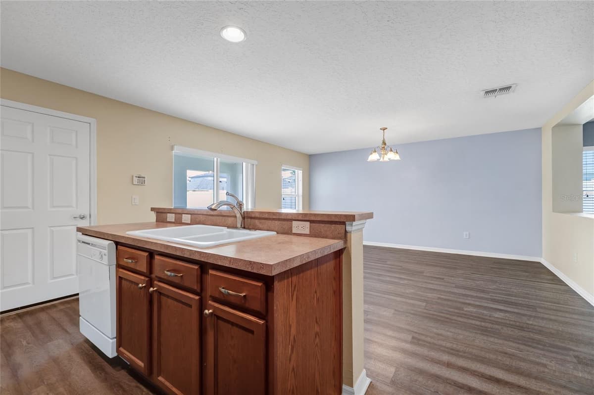 13812 CEPHEUS DRIVE — photo 15 of 46