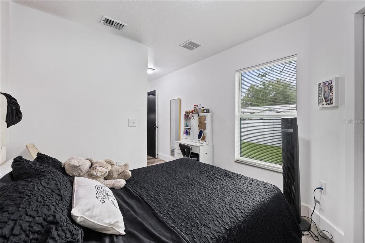 3209 HANNA AVENUE — photo 25 of 37