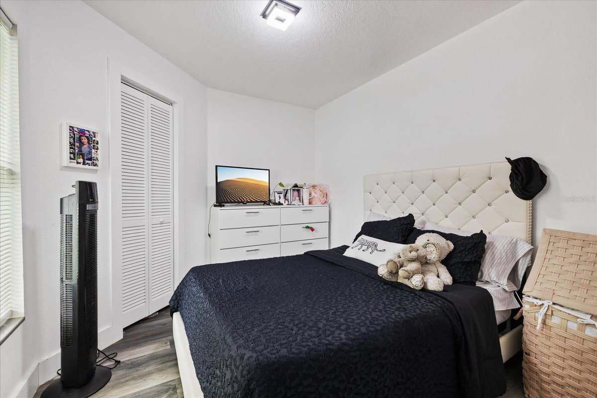 3209 HANNA AVENUE — photo 24 of 37