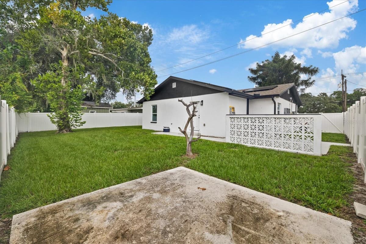 3209 HANNA AVENUE — photo 35 of 37