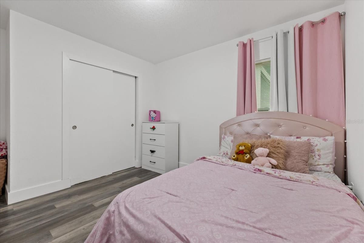 3209 HANNA AVENUE — photo 19 of 37
