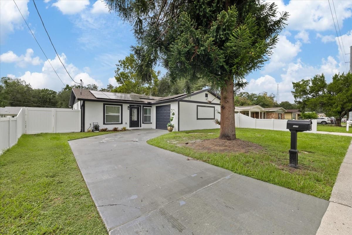 3209 HANNA AVENUE — photo 36 of 37