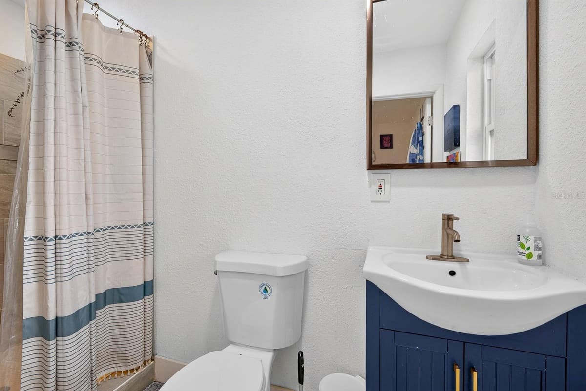 707 65TH AVENUE DRIVE — photo 15 of 35