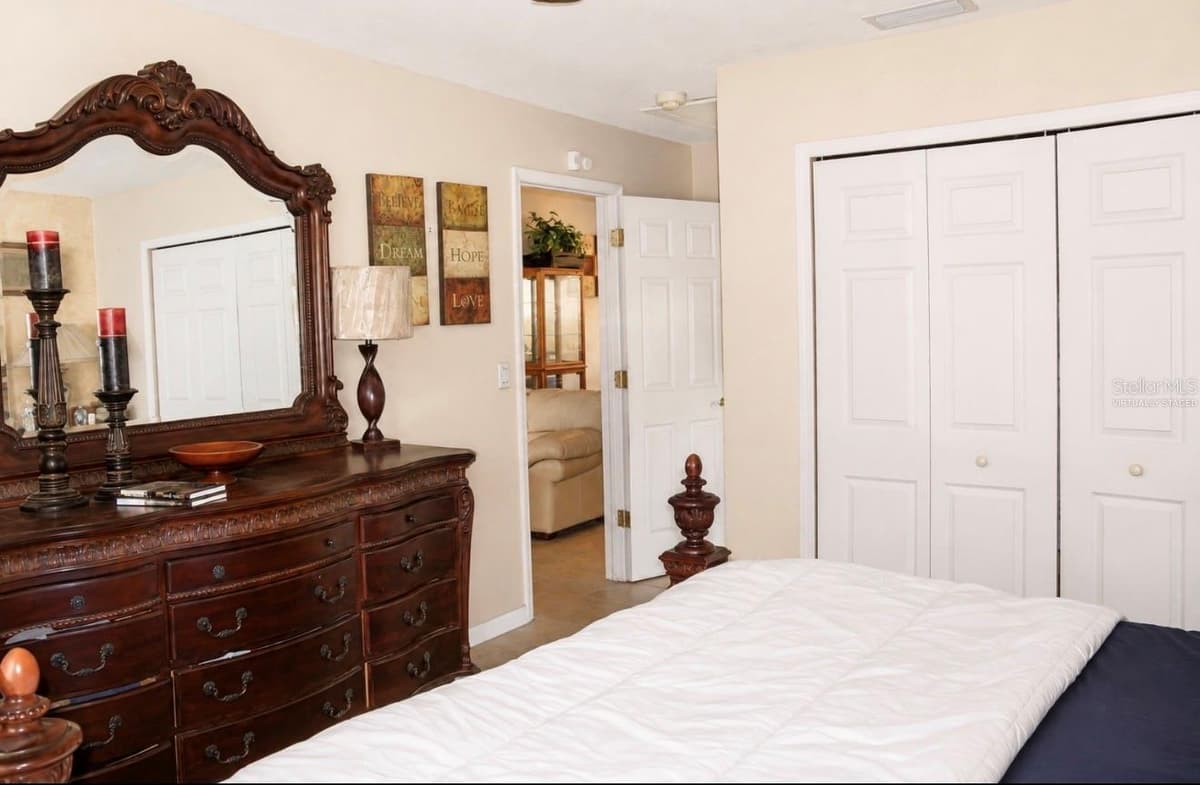 7717 MITCHELL RANCH ROAD — photo 8 of 14