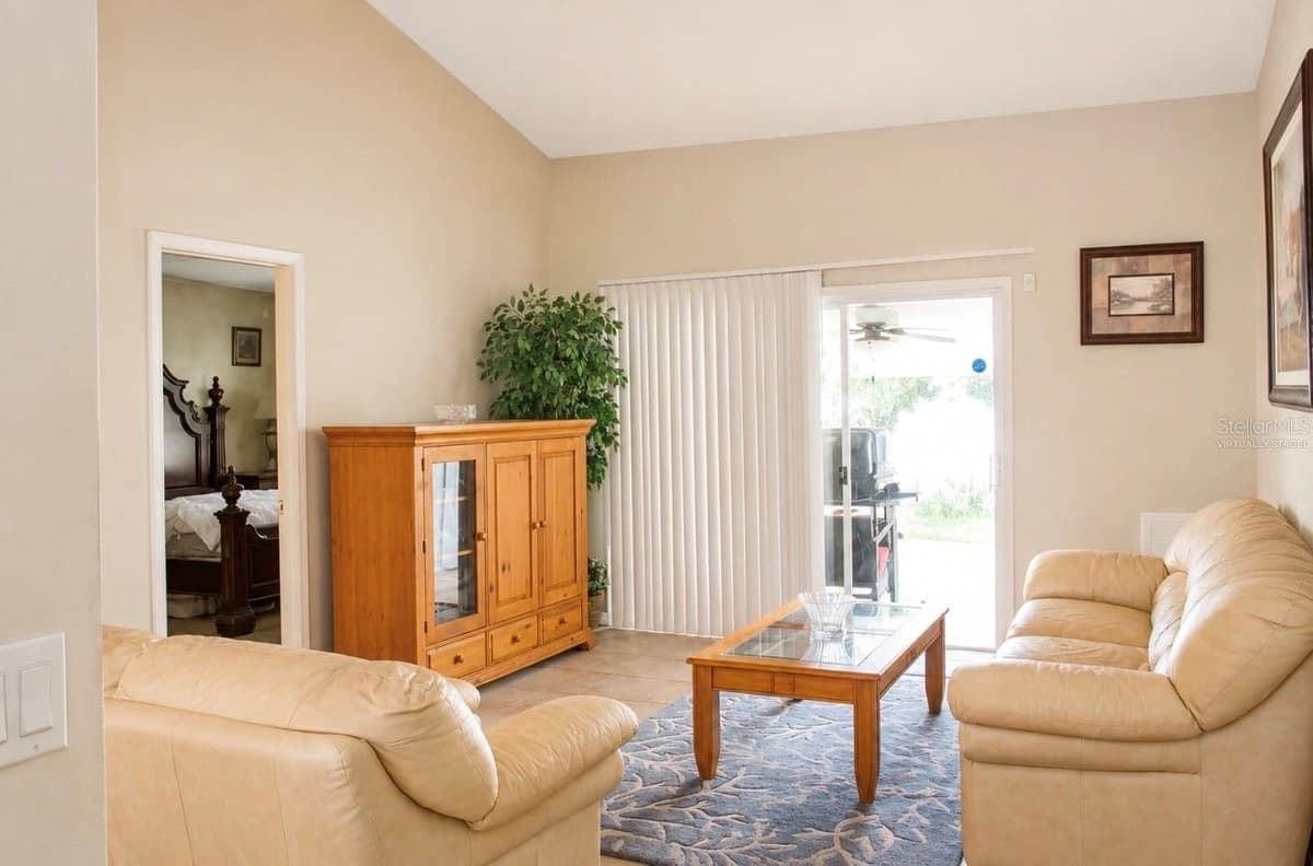 7717 MITCHELL RANCH ROAD — photo 5 of 14