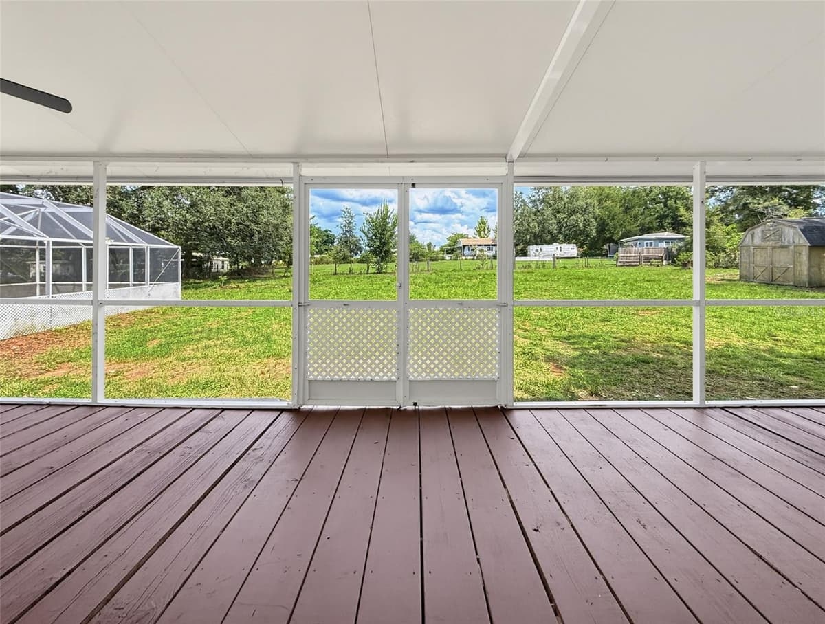 11106 FERNWAY LANE — photo 15 of 43