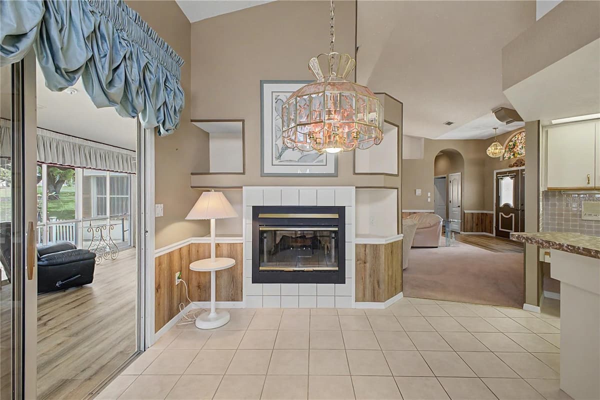 2317 SCENIC HILL DRIVE — photo 19 of 75
